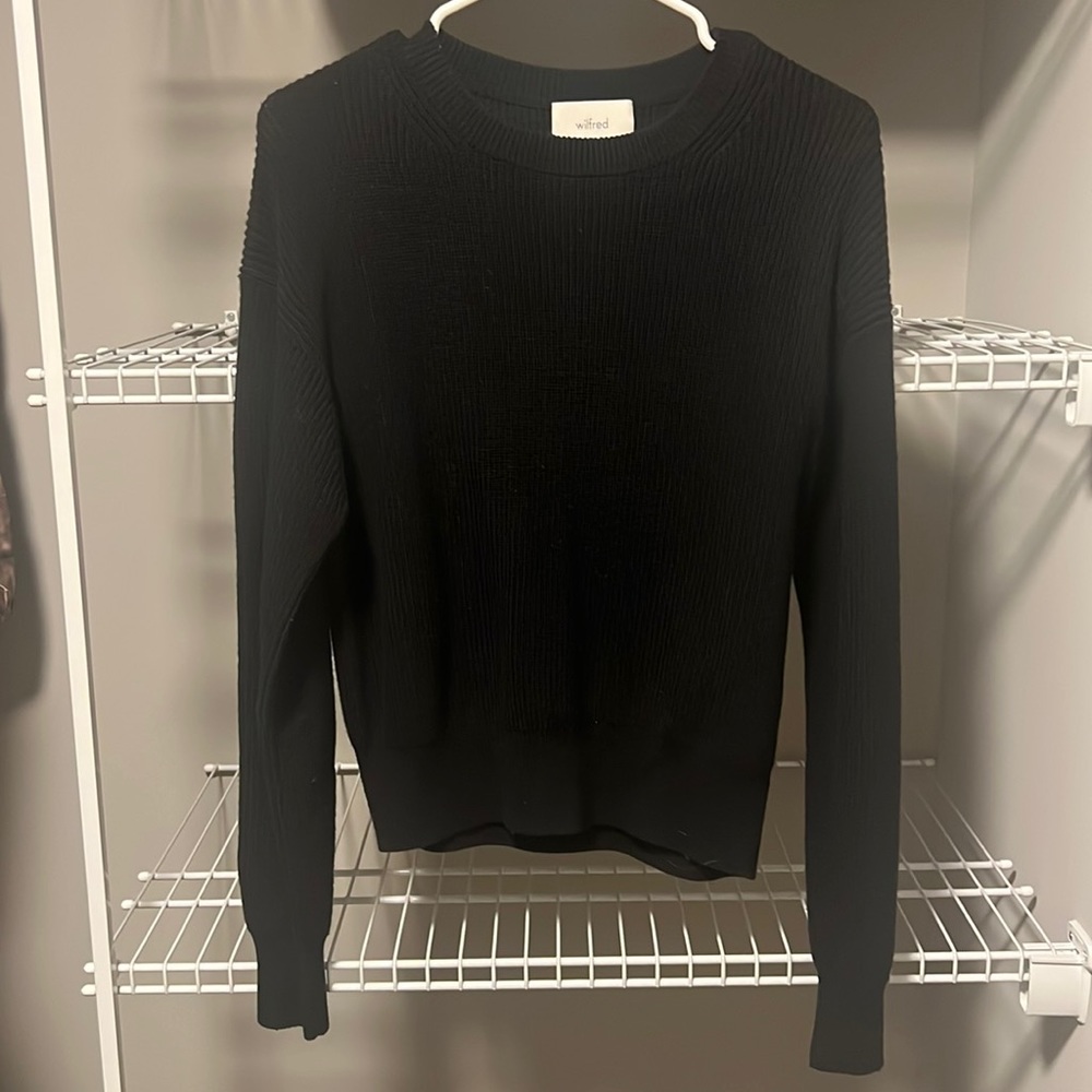 NWT * Wilfred Black Sweater Size XS
